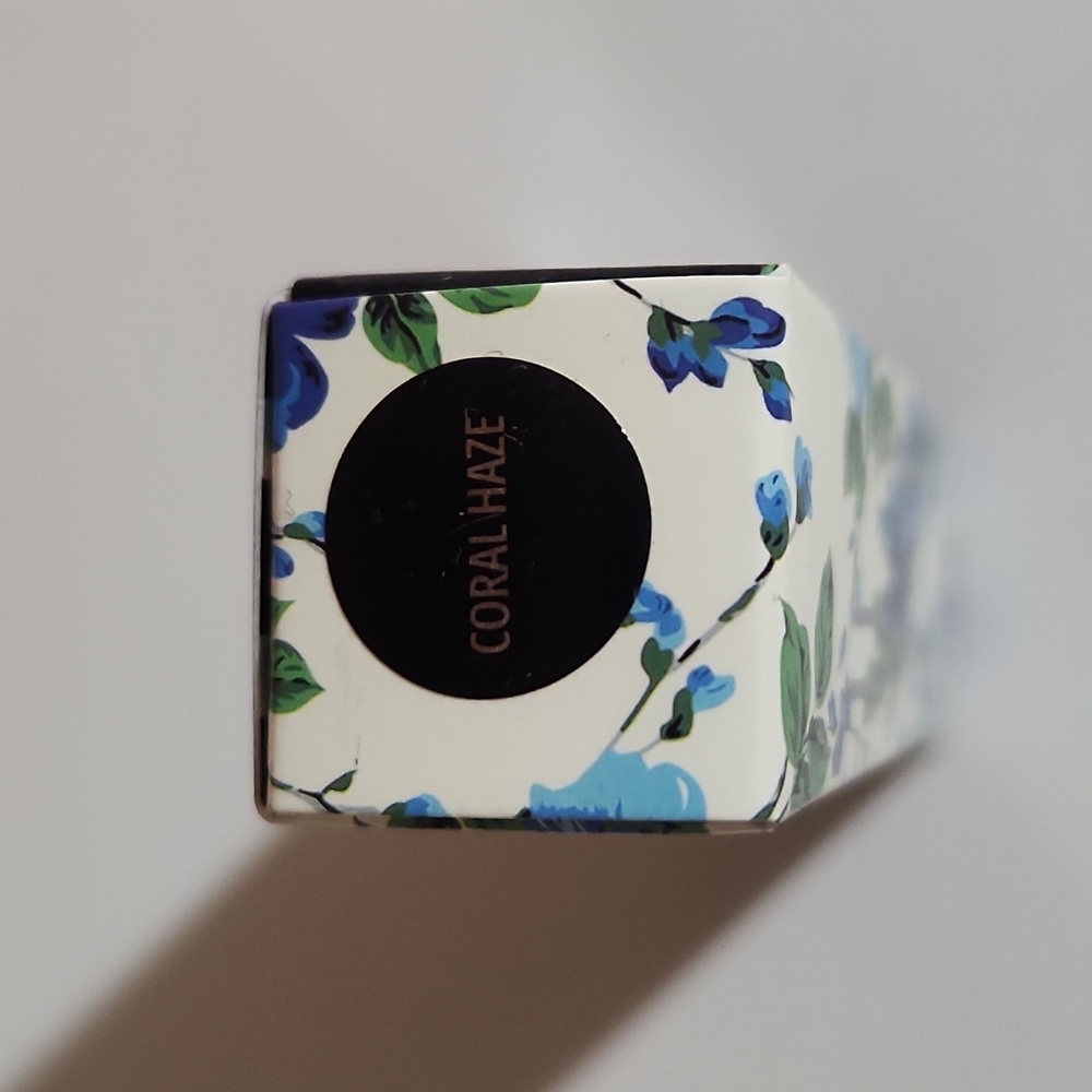 MAC Coral Haze Matte Lipstick Richard Quinn - Picture 10 of 10